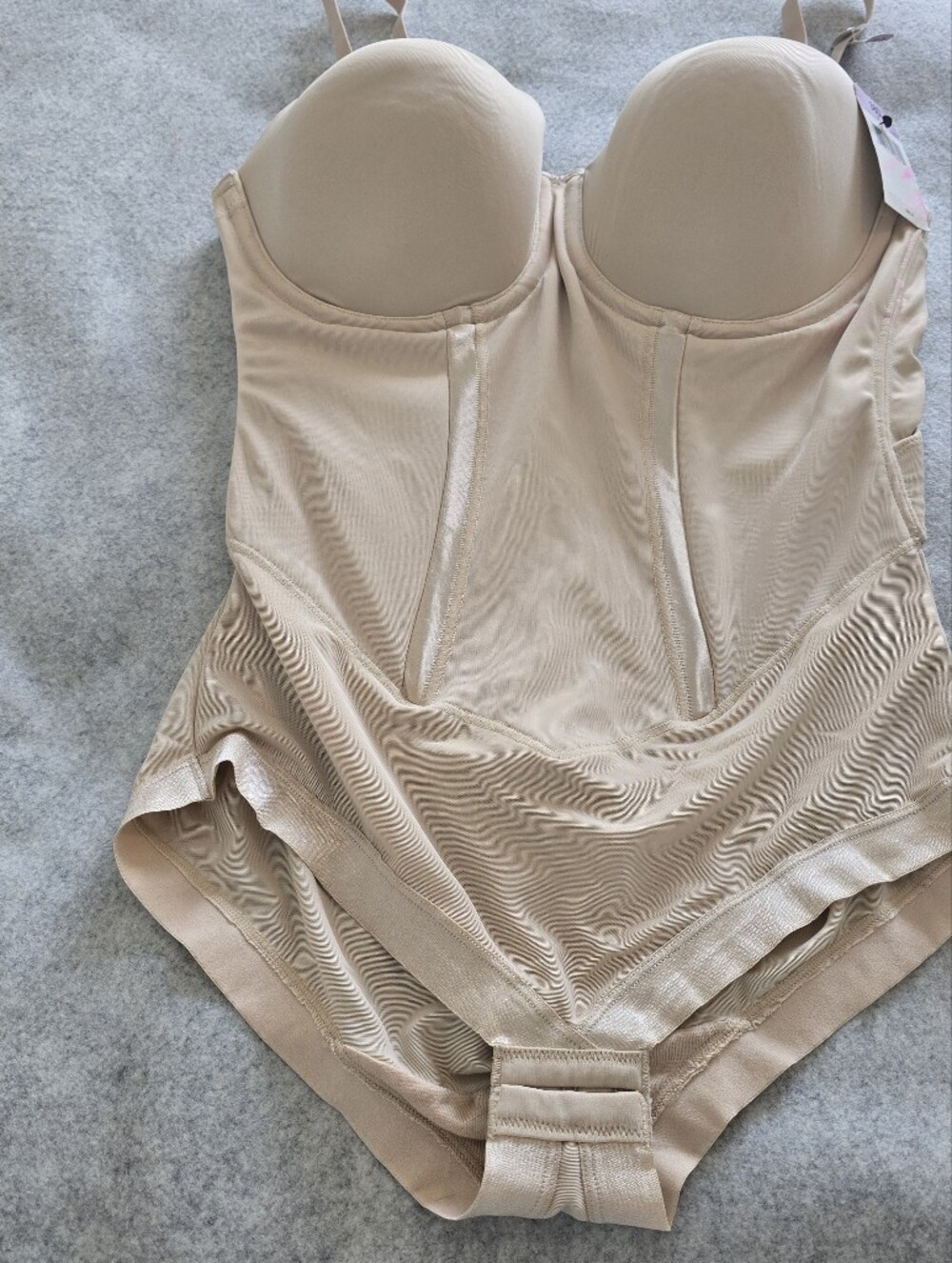 Seamless Nude Maidenform Shapewear 38D